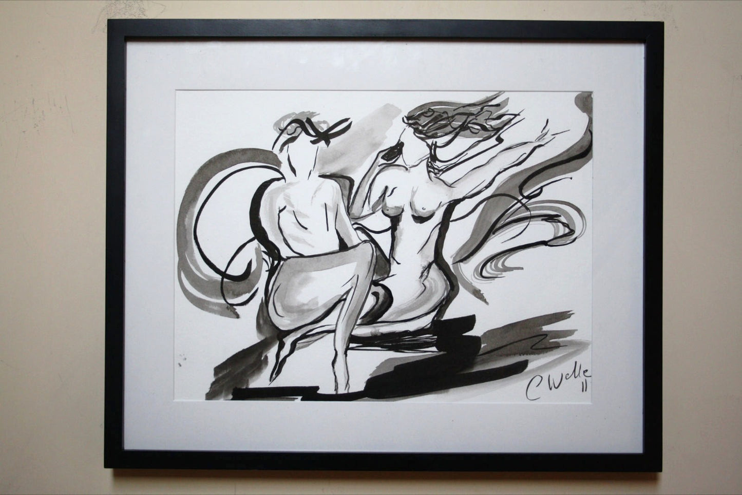 Intiem inktschilderij ingelijste zwart-wit tekening op papier in zwarte houten lijst met passe-partout