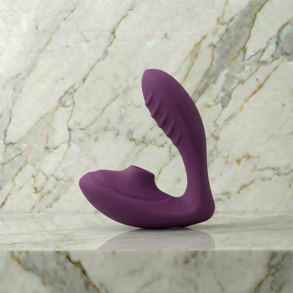 Paarse Meissa rabbit vibrator met luchtdruk op een marmeren plank