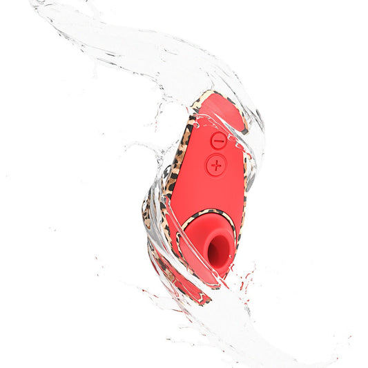 Womanizer Liberty 2 in luipaardprint met opspattend water