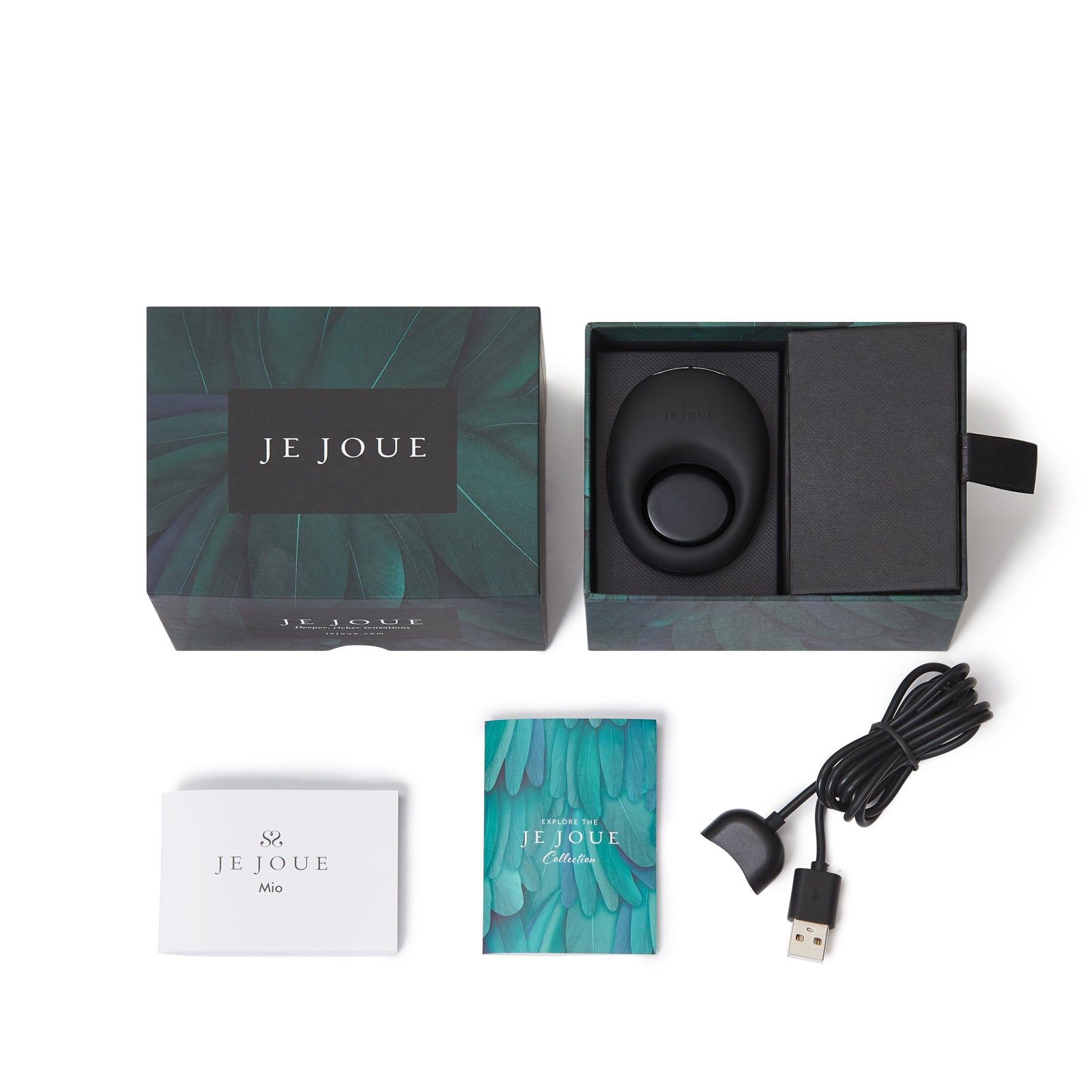 Inhoud van de doos: Mio, USB-oplaadkabel, handleiding en de groene doos, Je Joue