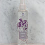 Transparante sprayfles Metis Oba toy cleaner 150 ml met paarse bloemenprint
