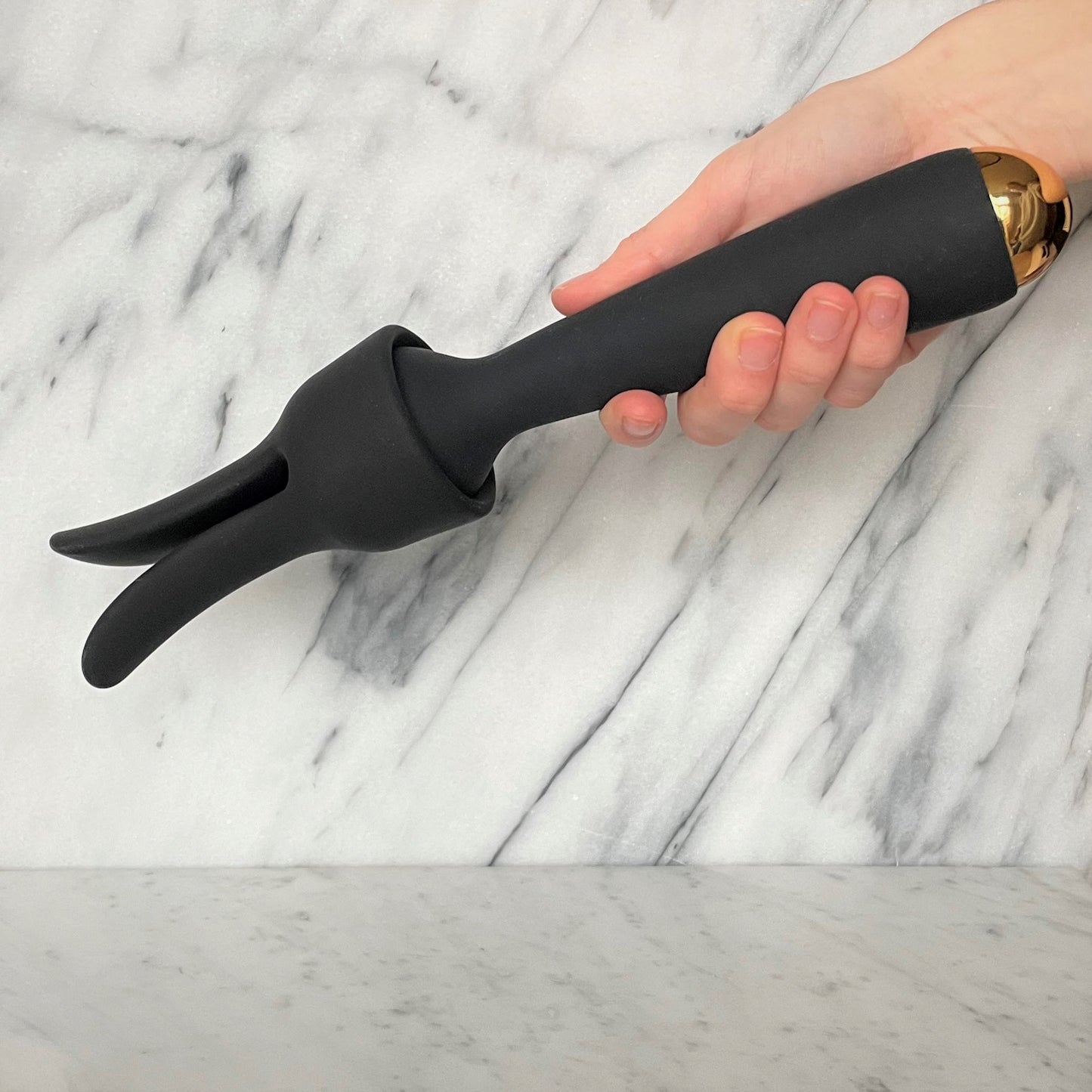 Emma Neo Wand vibrator met verwisselbaar rabbit-opzetstuk in zwart siliconen