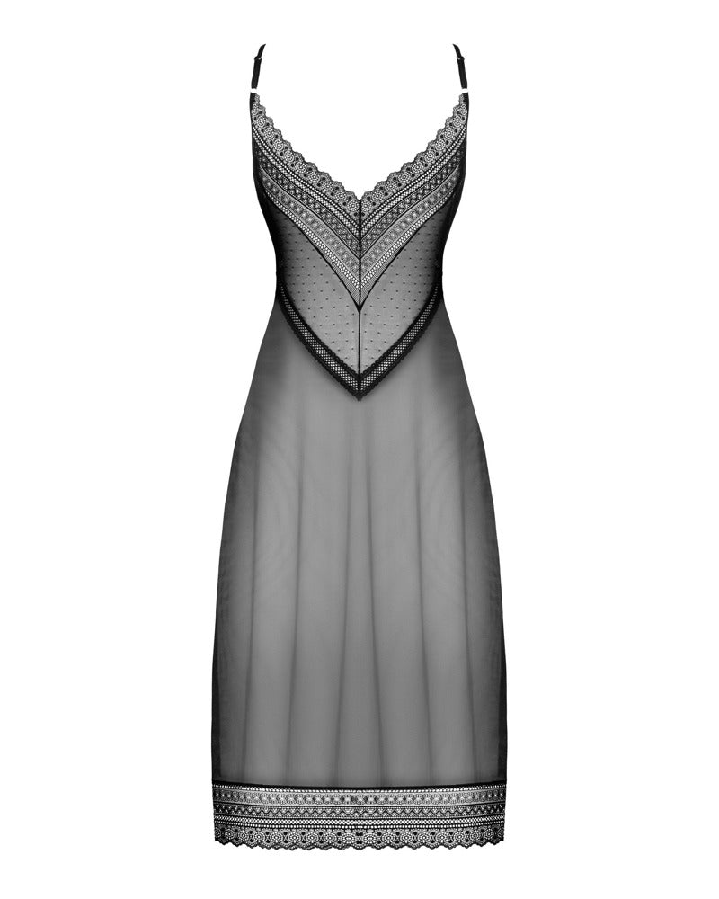Zijaanzicht van Estiqua chemise in M/L maat, toont elegante pasvorm en lengte