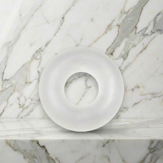 Cockring Basic Super Stretchy van De Paarse Keizerin op witte achtergrond, rekbare penisring voor intimiteit