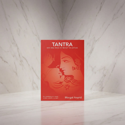 Boek Tantra Een Weg Naar Intimiteit en Extase van Margot Anand, rode omslag