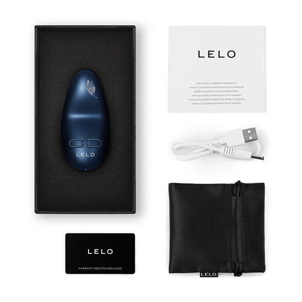 Lelo Nea 3 complete set met USB-oplaadkabel, satijnen opbergzakje, handleiding en zwarte geschenkdoos