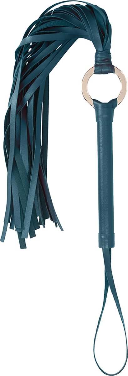 Groene flogger van Ouch Halo met dertig strengen in lederlook en een goudkleurige ring, op witte achtergrond