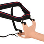 Complete verpakking met holle strap-on en bijbehorende accessoires van De Paarse Keizerin