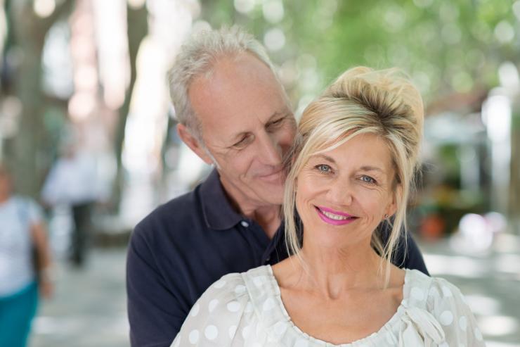 Mooie man en vrouw, vijftig plus, Veranderingen in de levensloop bij mannen en vrouwen