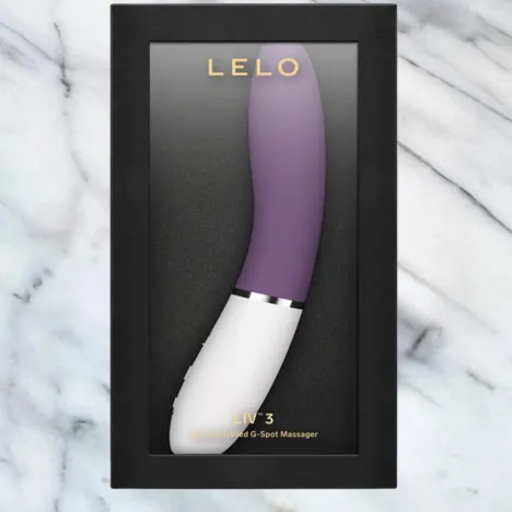 Liv 3 van Lelo in paars in verpakking