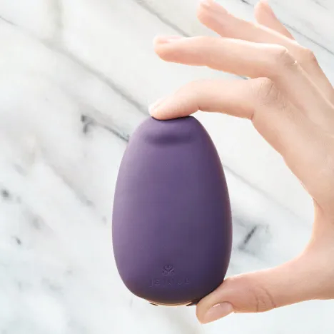 Je Joue Mimi Soft, paars in hand