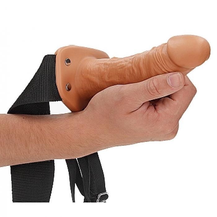 realrock, strapon met holle dildo in hand 6 inch