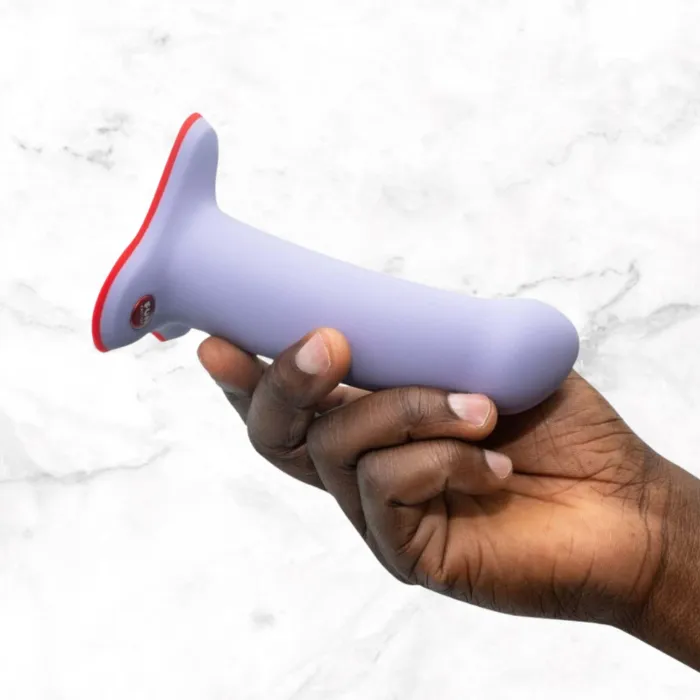 Amor dildo van fun factory, lila in hand