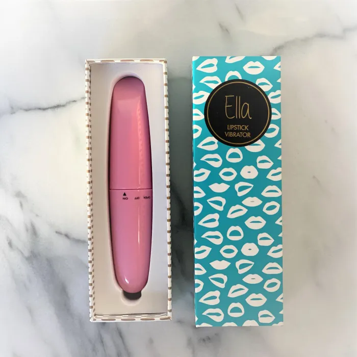 lipstick vibrator Ella van Feelztoys