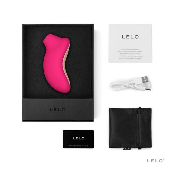 Sona luchtdruk vibrator van Lelo in roze met verpakking en accessoires