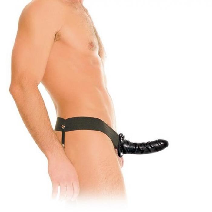 holle strap-on zwart gedragen door man, 15-16 cm