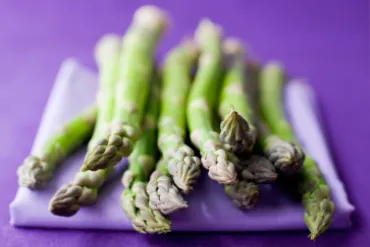 Een zwoele voorjaarsavond met asperges
